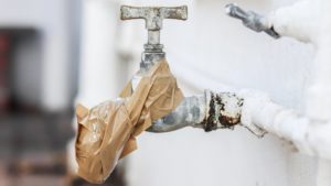 H2O moves to stem outflows after liquidity issues